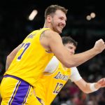 Los Angeles Lakers v Phoenix Suns