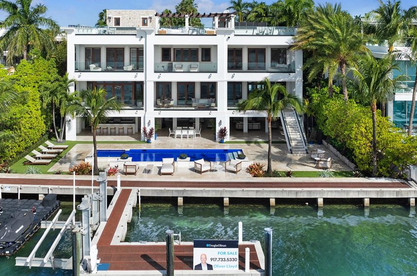 Former Floyd Mayweather Miami Mansion Sells for $18.5 Million