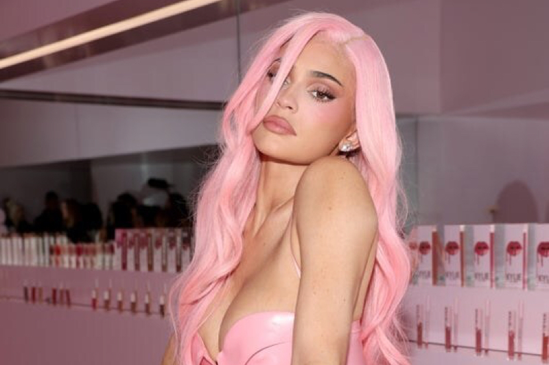 Kylie Jenner Expands Beauty Empire With Three New Mood Stones Fragrances