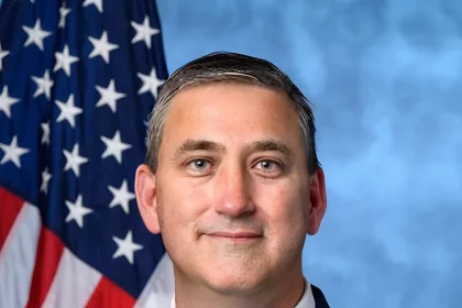 US Lawmakers Push for AI 'Kill Switch' to Prevent Rogue Systems