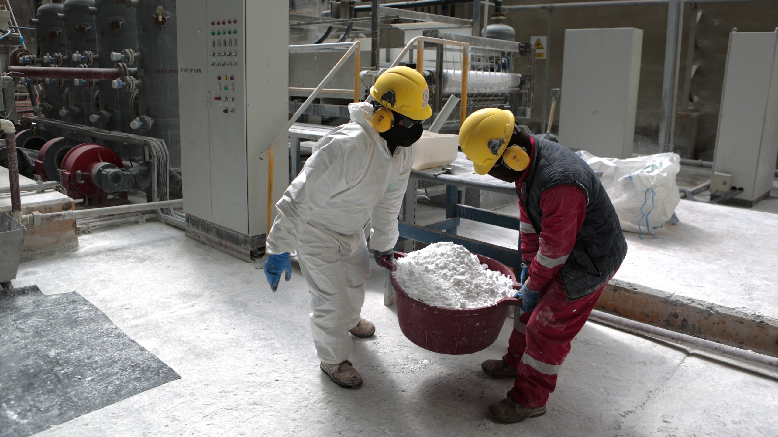 Zimbabwe Launches Africa’s First Lithium Sulphate Plant to Boost Local Manufacturing