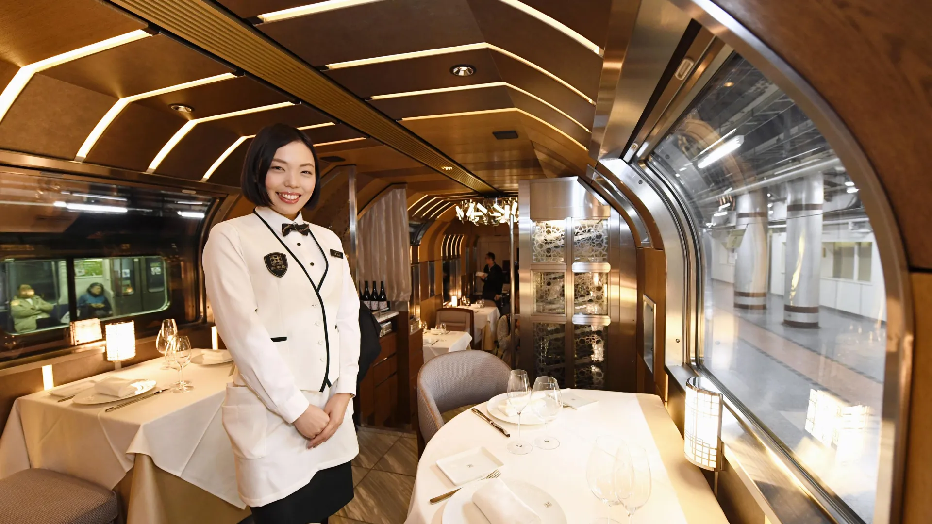 Japan Adds Luxury Train Cabins as Global Travel Trends Heat Up