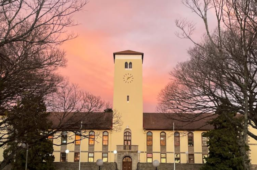 More Than 100 Rhodes University Students Fall Ill As Gastrointestinal Outbreak Sparks Investigation